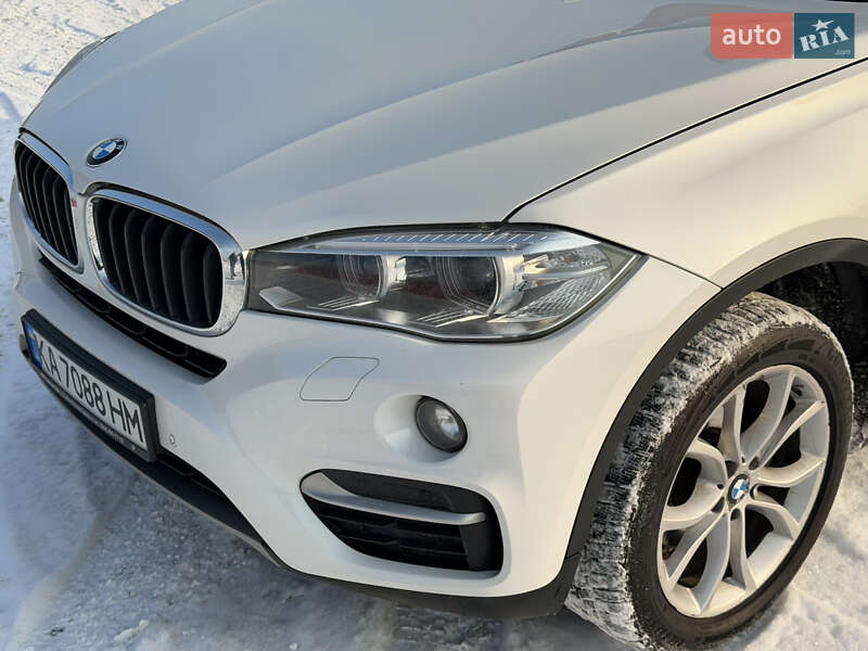 Внедорожник / Кроссовер BMW X6 2016 в Киеве