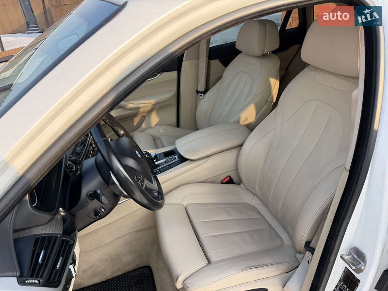 Внедорожник / Кроссовер BMW X6 2016 в Киеве