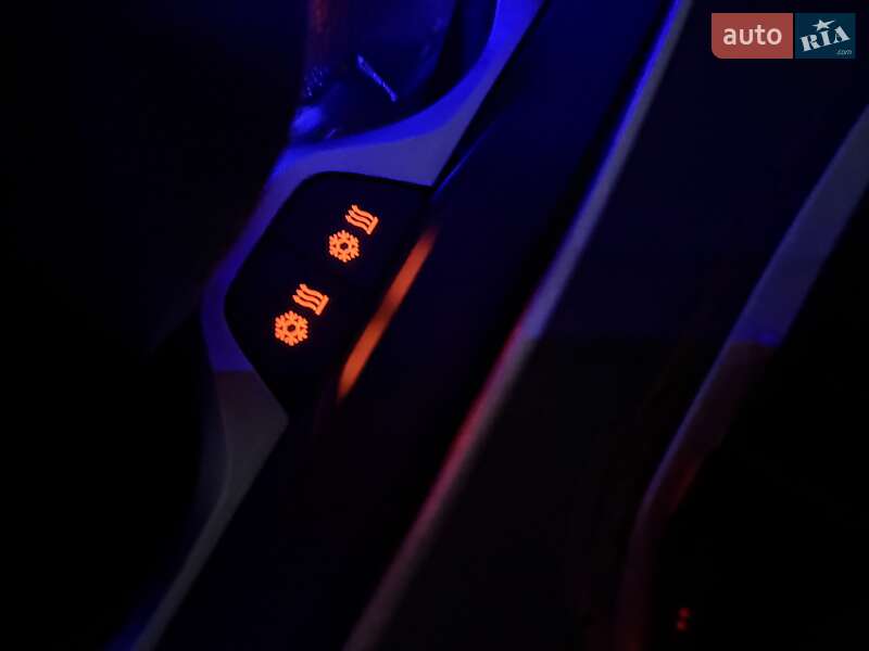 Внедорожник / Кроссовер BMW X6 2023 в Киеве