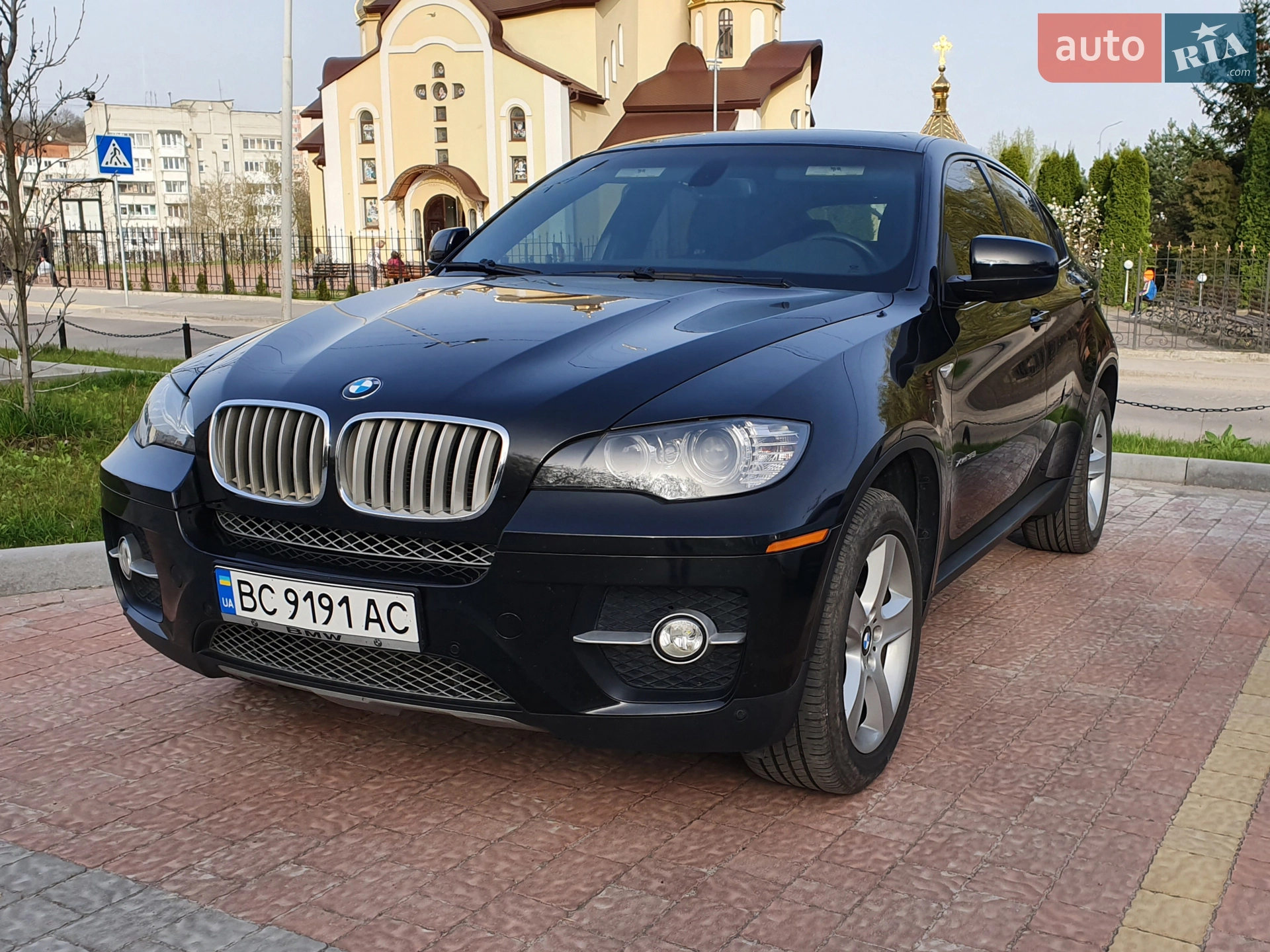 2010 BMW X6 - мініатюра 2