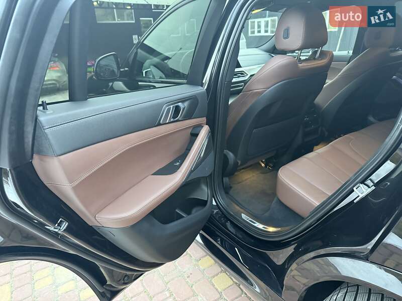 Позашляховик / Кросовер BMW X6 2022 в Дніпрі