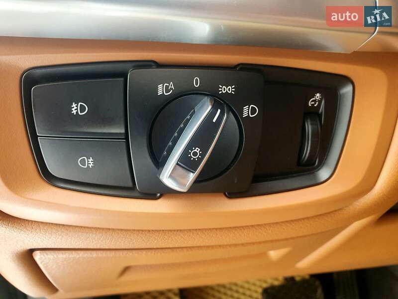 Внедорожник / Кроссовер BMW X6 2016 в Киеве