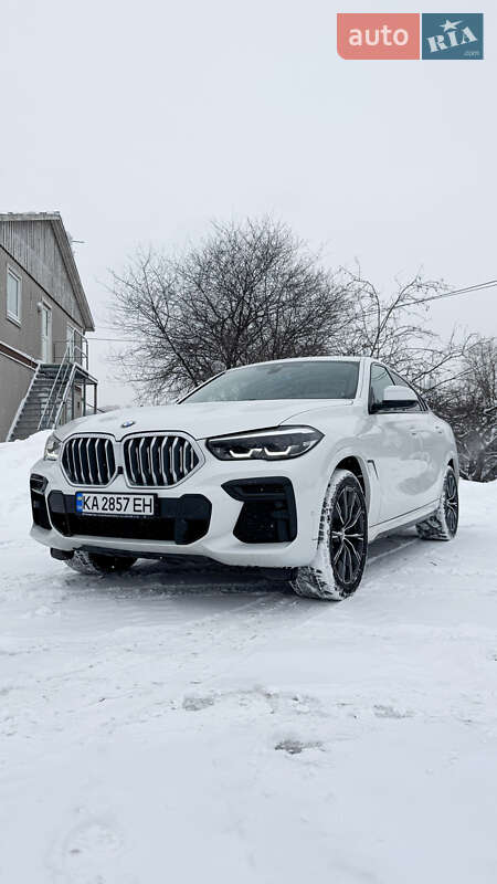 Внедорожник / Кроссовер BMW X6 2021 в Киеве