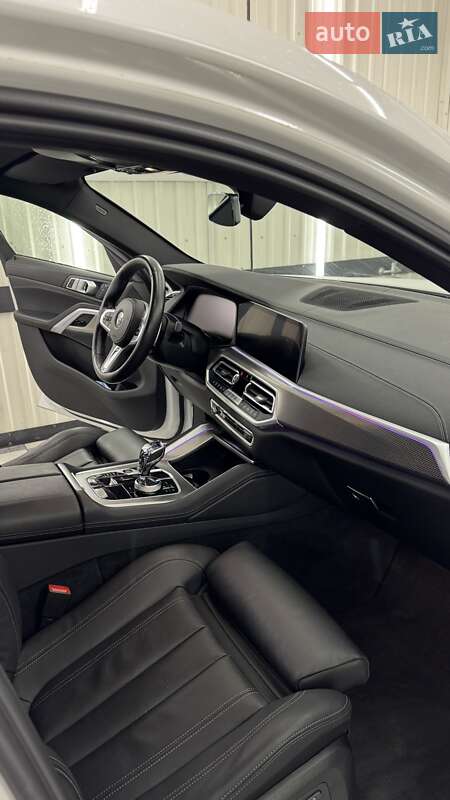 Внедорожник / Кроссовер BMW X6 2021 в Киеве