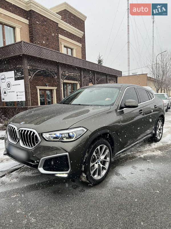 Внедорожник / Кроссовер BMW X6 2021 в Киеве