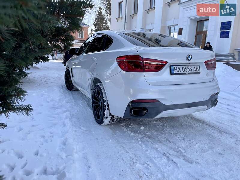 Позашляховик / Кросовер BMW X6 2015 в Коростені