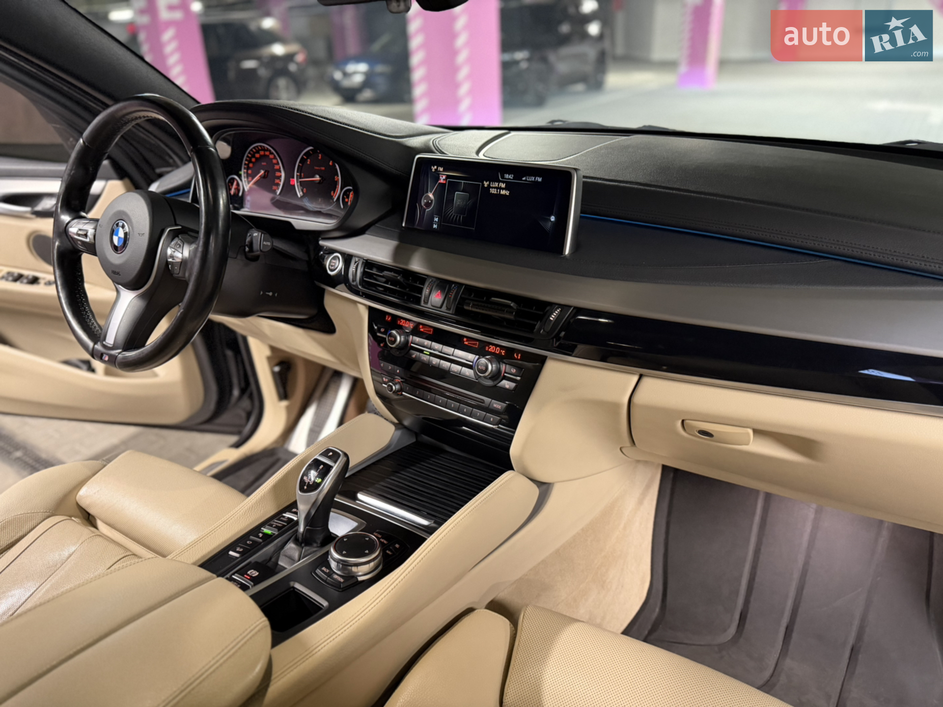 2015 BMW X6 - мініатюра 101
