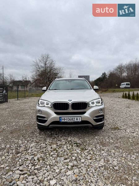 Внедорожник / Кроссовер BMW X6 2015 в Новояворовске