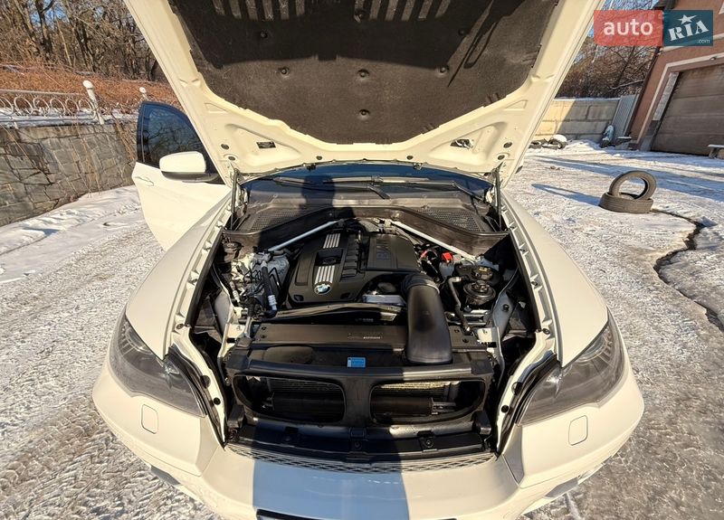 Внедорожник / Кроссовер BMW X6 2008 в Киеве