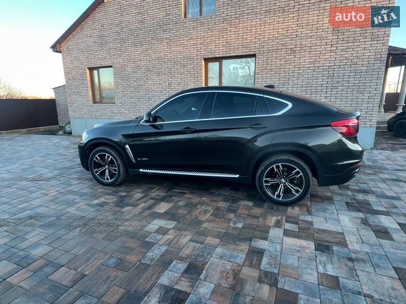 Внедорожник / Кроссовер BMW X6 2015 в Врадиевке