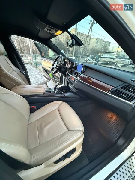 Позашляховик / Кросовер BMW X6 2010 в Чернівцях