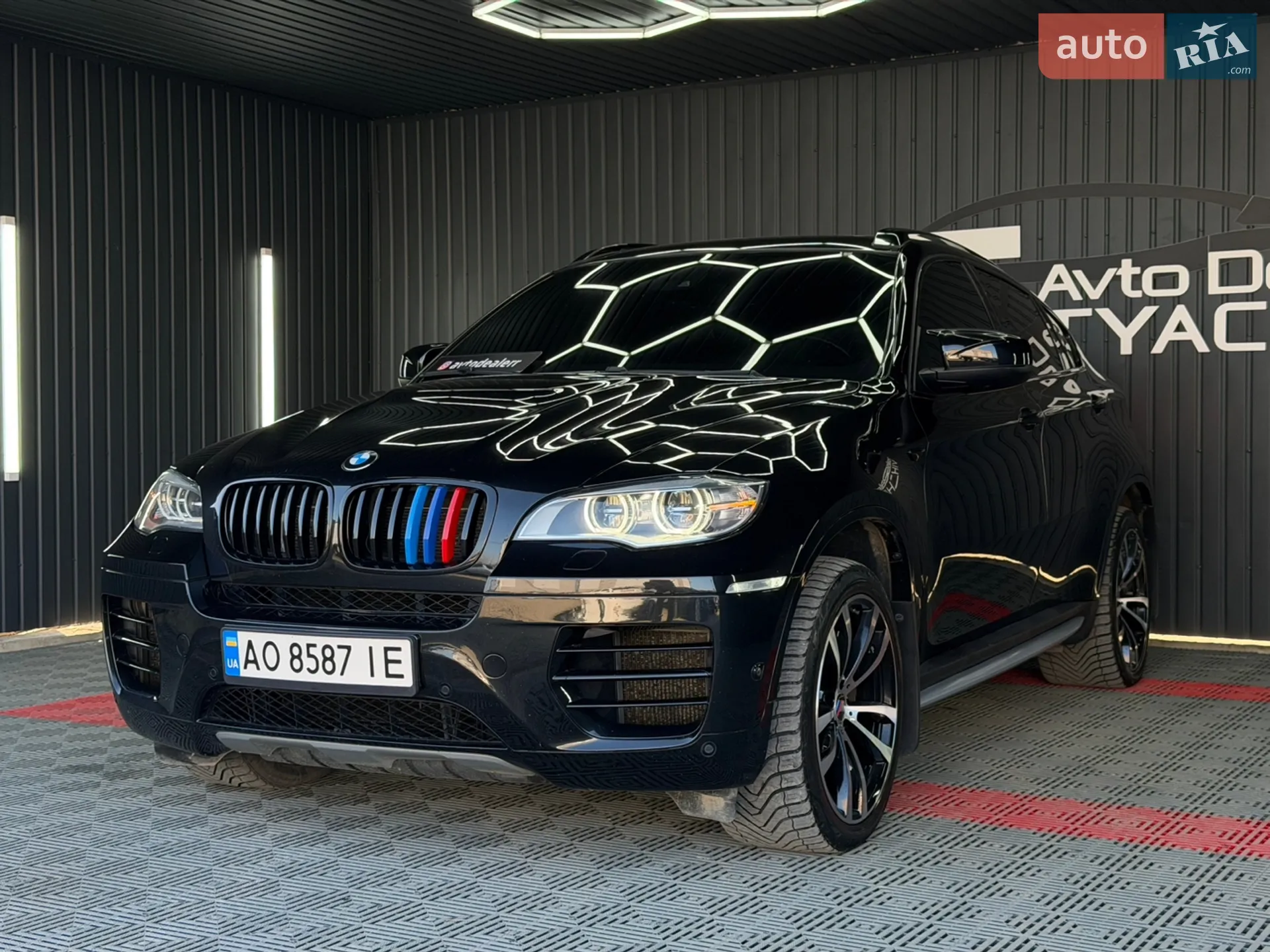 2012 BMW X6 - мініатюра 12