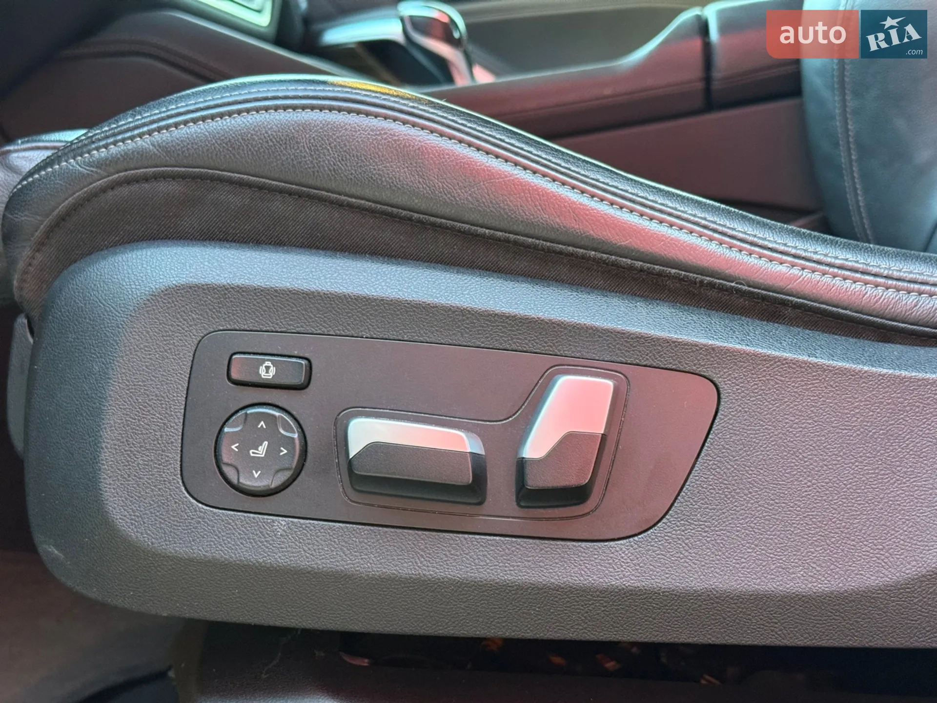 2020 BMW X6 - мініатюра 34