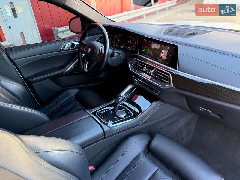 Внедорожник / Кроссовер BMW X6 2020 в Киеве