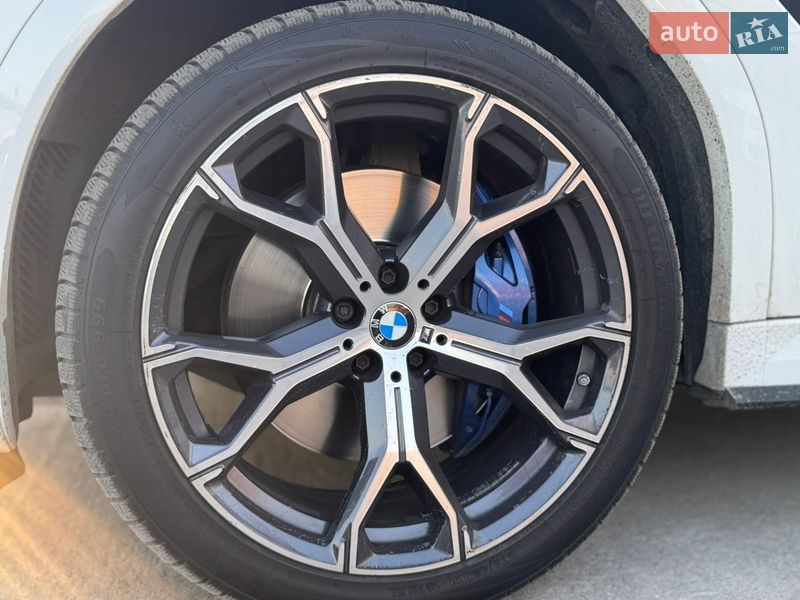 Внедорожник / Кроссовер BMW X6 2022 в Киеве