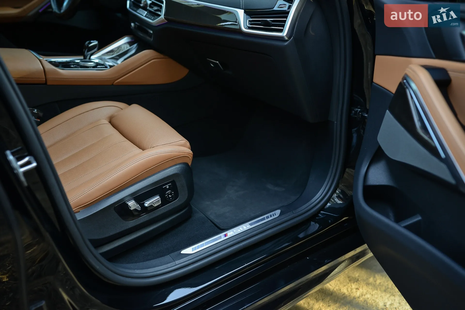 2022 BMW X6 - мініатюра 51