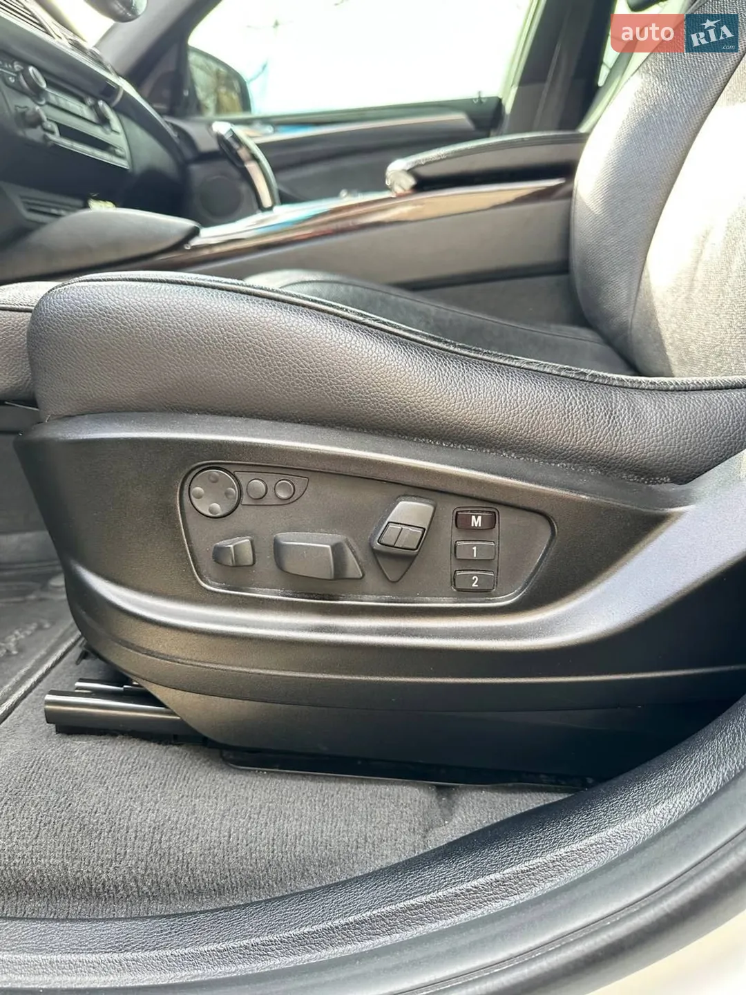 2011 BMW X6 - мініатюра 29