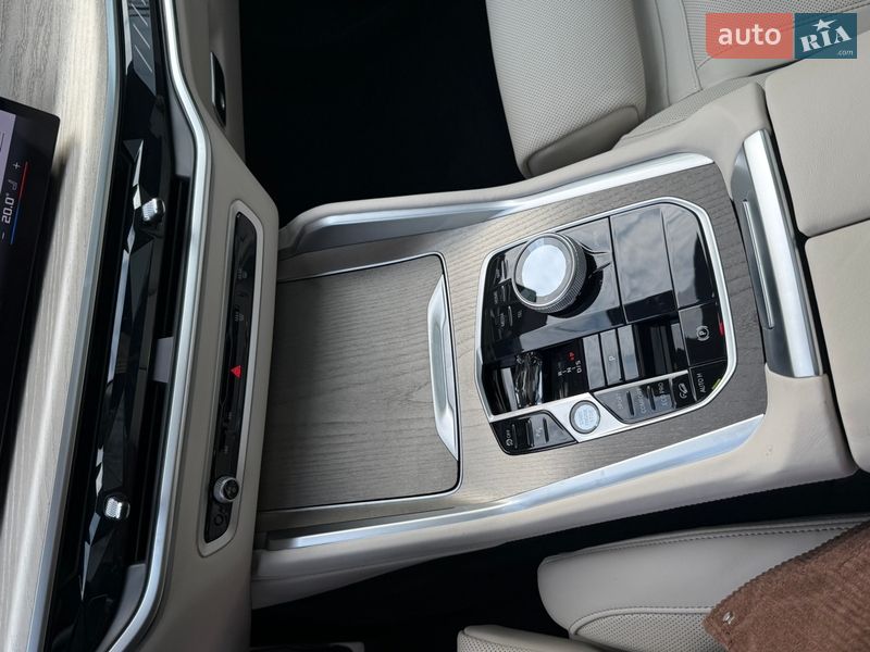 Внедорожник / Кроссовер BMW X6 2024 в Ужгороде