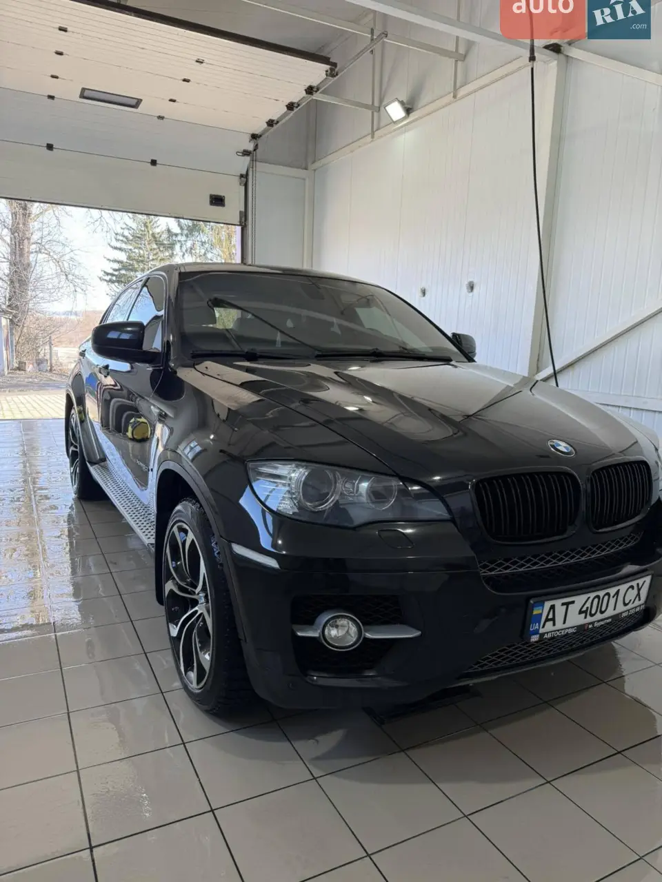 2011 BMW X6 - мініатюра 24