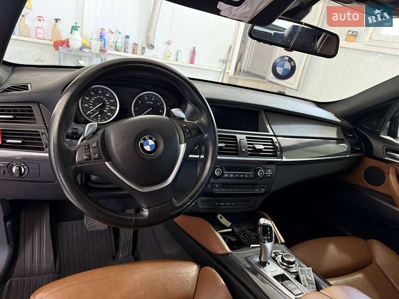 Позашляховик / Кросовер BMW X6 2010 в Івано-Франківську