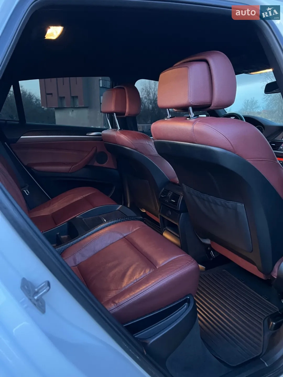 2010 BMW X6 - мініатюра 55