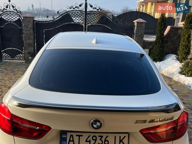 Внедорожник / Кроссовер BMW X6 2015 в Черновцах