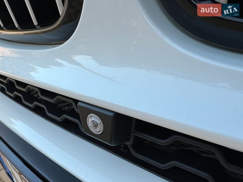 Внедорожник / Кроссовер BMW X6 2015 в Черновцах