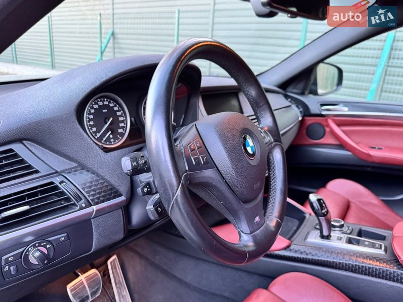 Внедорожник / Кроссовер BMW X6 2012 в Киеве