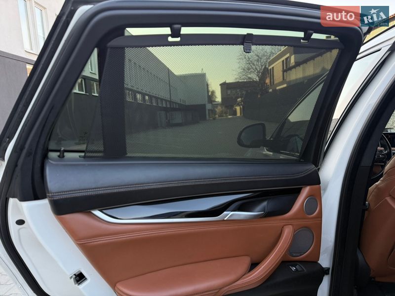 Позашляховик / Кросовер BMW X6 2015 в Чернівцях фото 38 Позашляховик / Кросовер BMW X6 2015 в Чернівцях