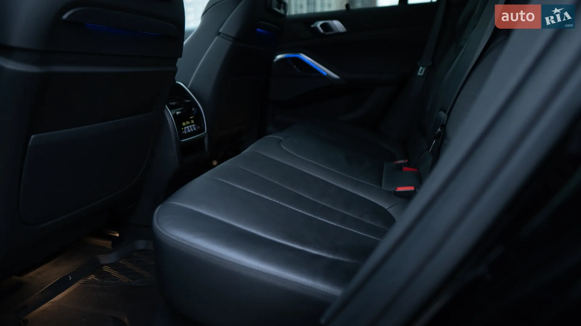 2020 BMW X6 - мініатюра 19