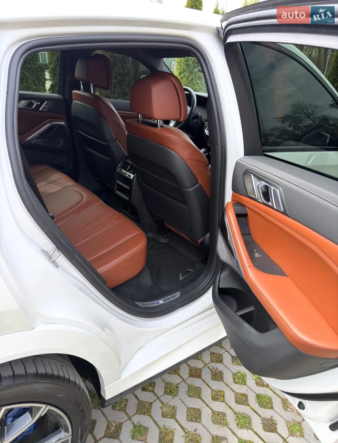 2021 BMW X6 - мініатюра 41