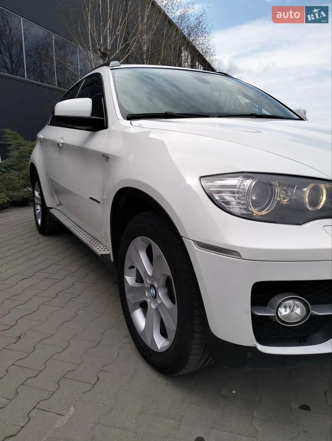 2011 BMW X6 - мініатюра 2