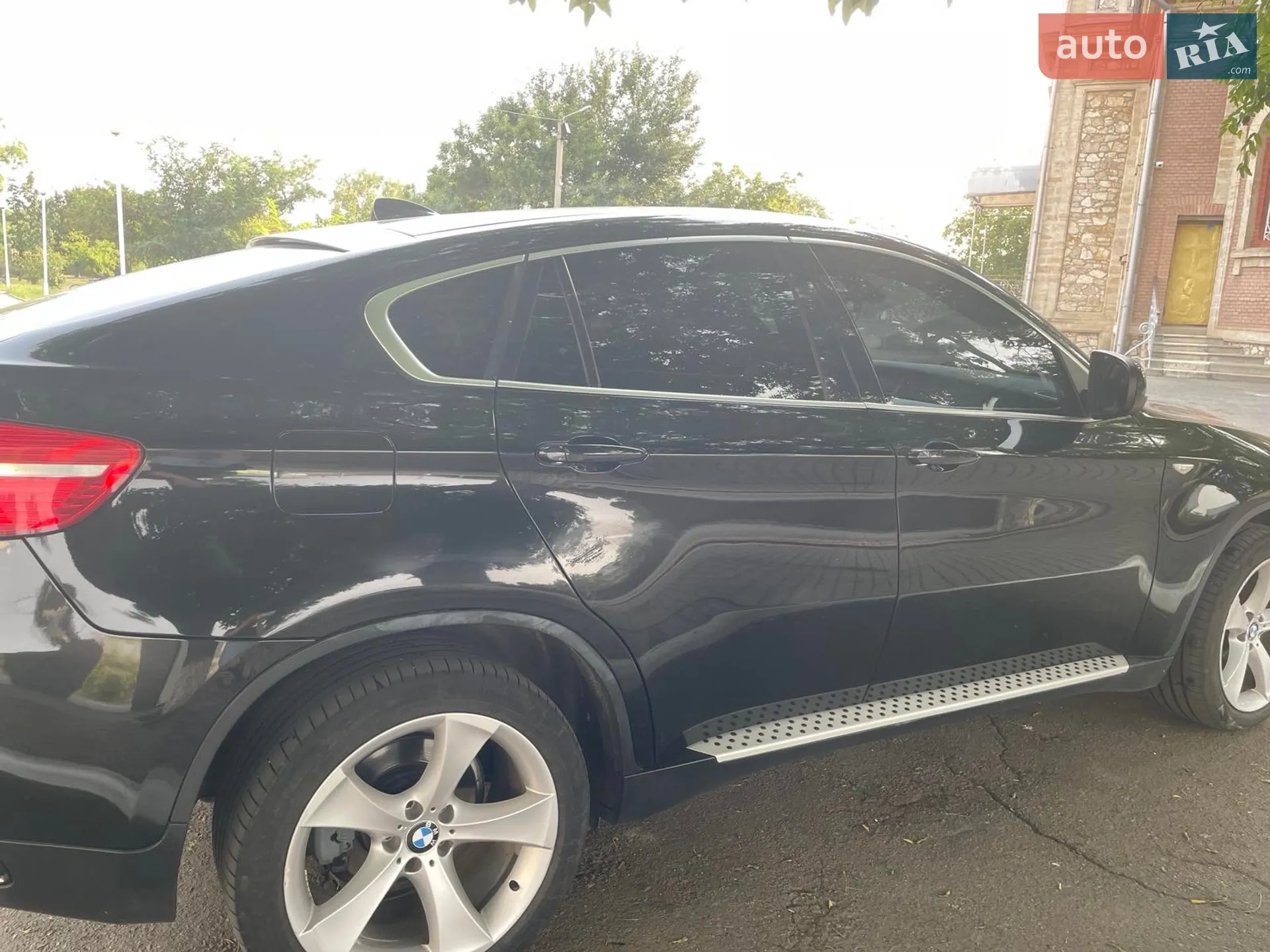2010 BMW X6 - мініатюра 2