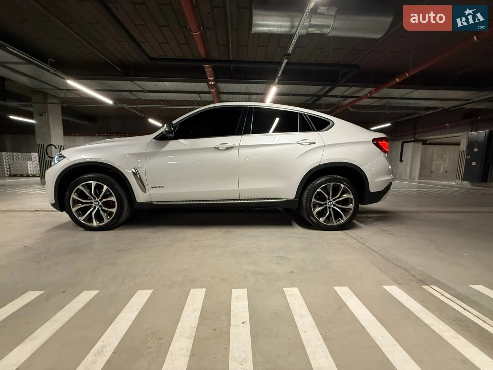 2015 BMW X6 - мініатюра 3