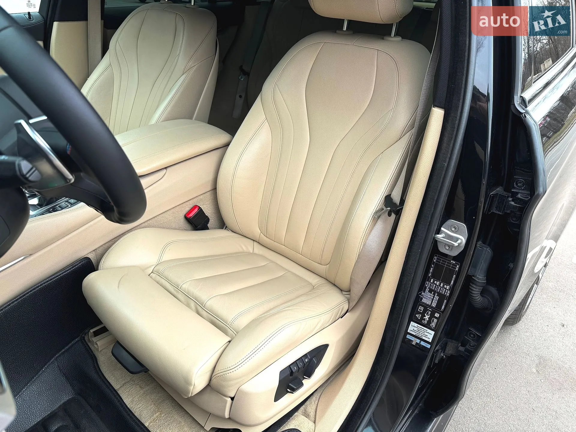 2015 BMW X6 - мініатюра 12
