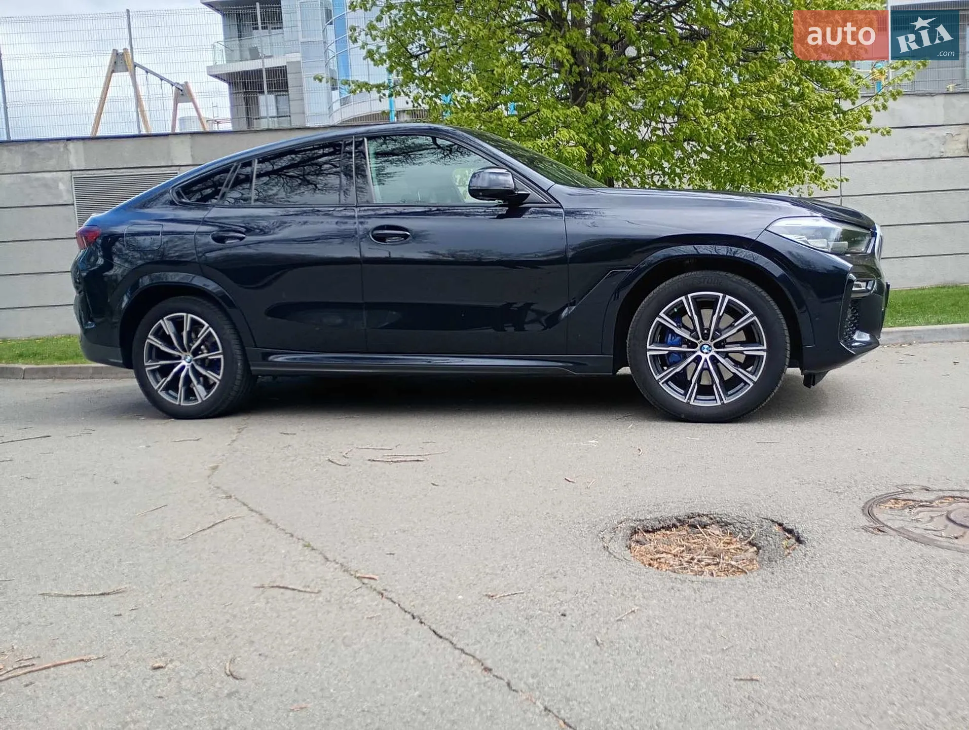 2021 BMW X6 - мініатюра 2