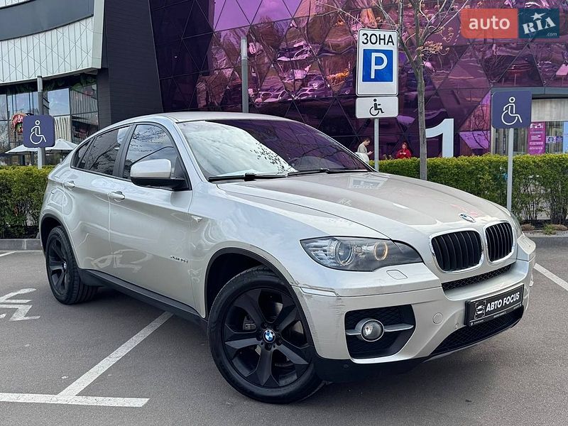 BMW X6 2011