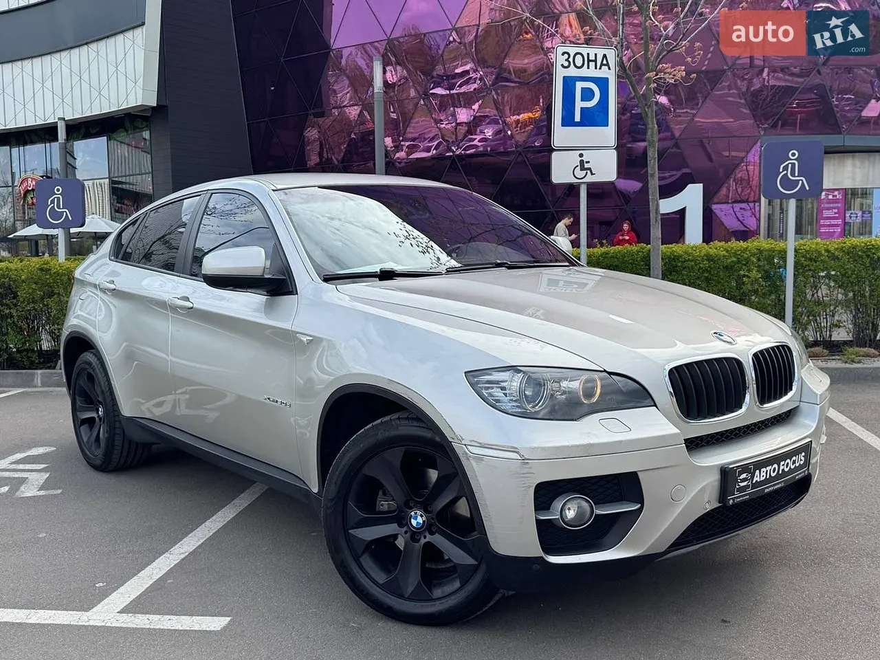 2011 BMW X6 - мініатюра 27