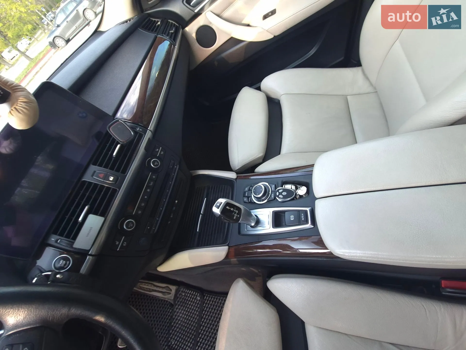 2010 BMW X6 - мініатюра 6