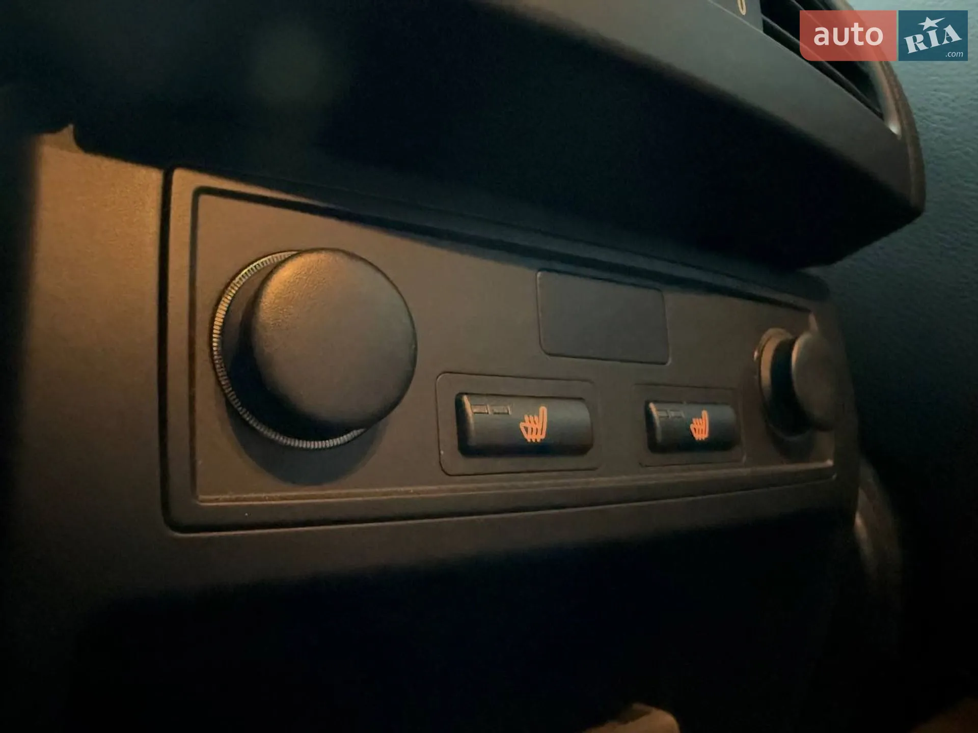 2011 BMW X6 - мініатюра 16