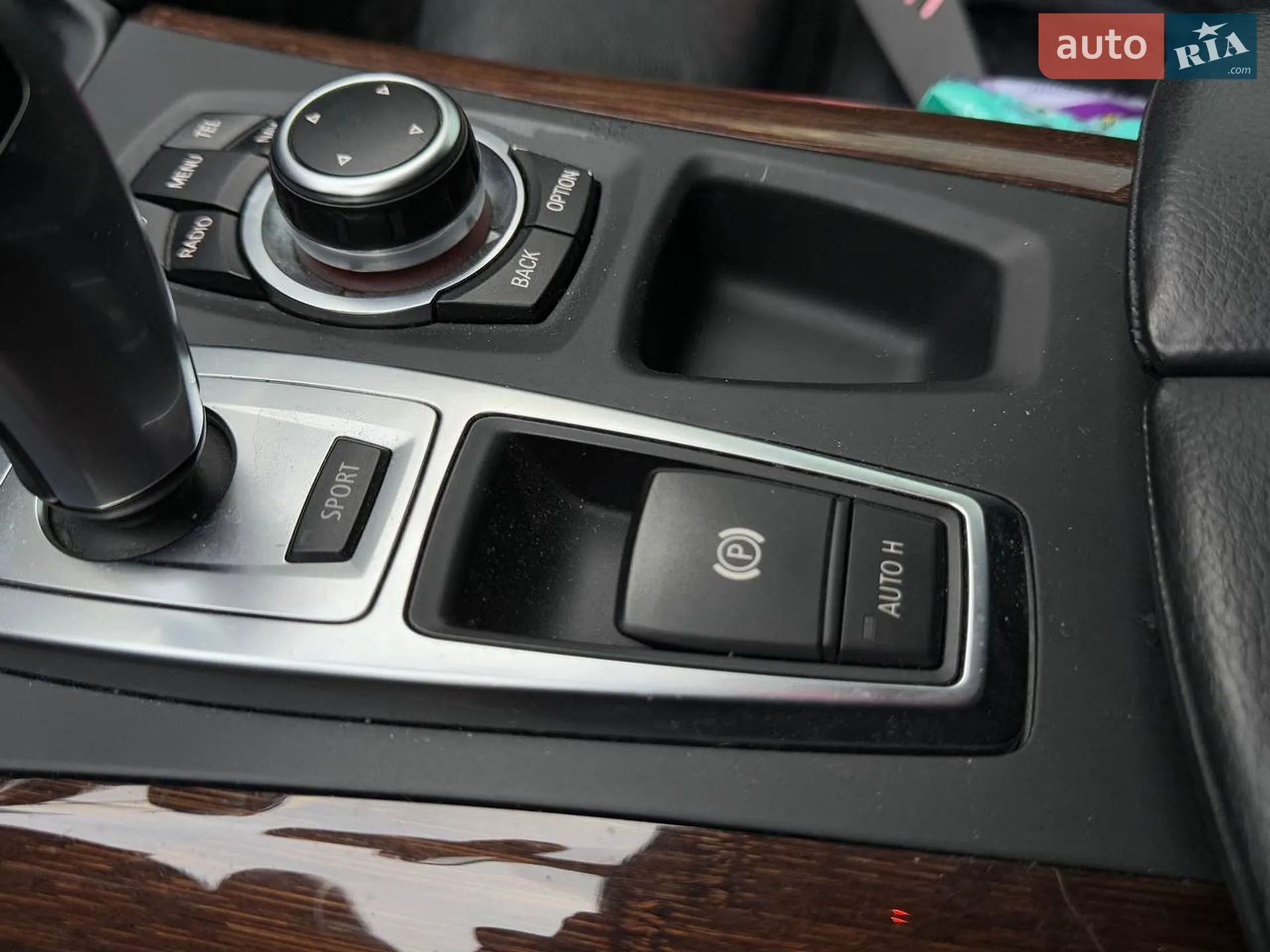 2011 BMW X6 - мініатюра 21