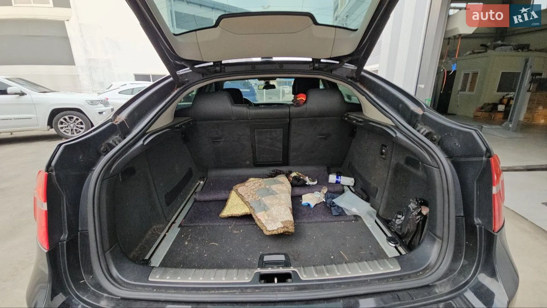 2010 BMW X6 - мініатюра 22