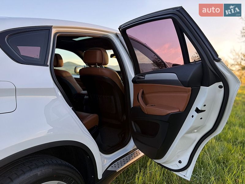 Внедорожник / Кроссовер BMW X6 2009 в Черновцах