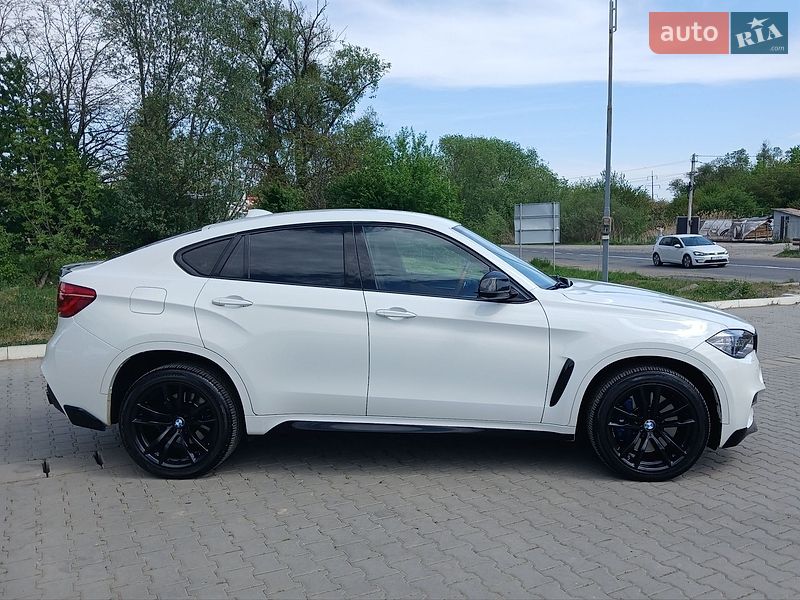 Внедорожник / Кроссовер BMW X6 2015 в Черновцах