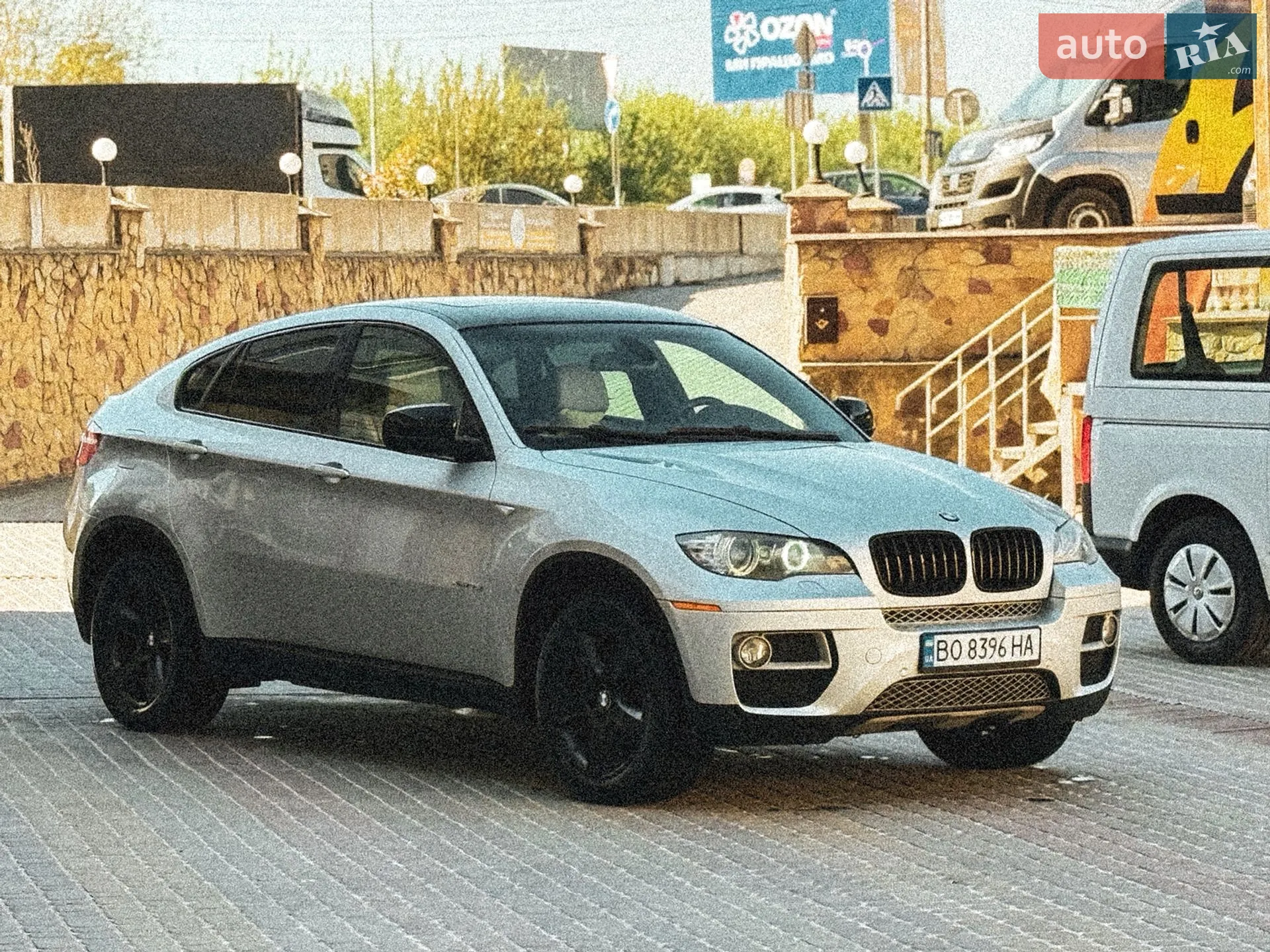 2012 BMW X6 - мініатюра 2