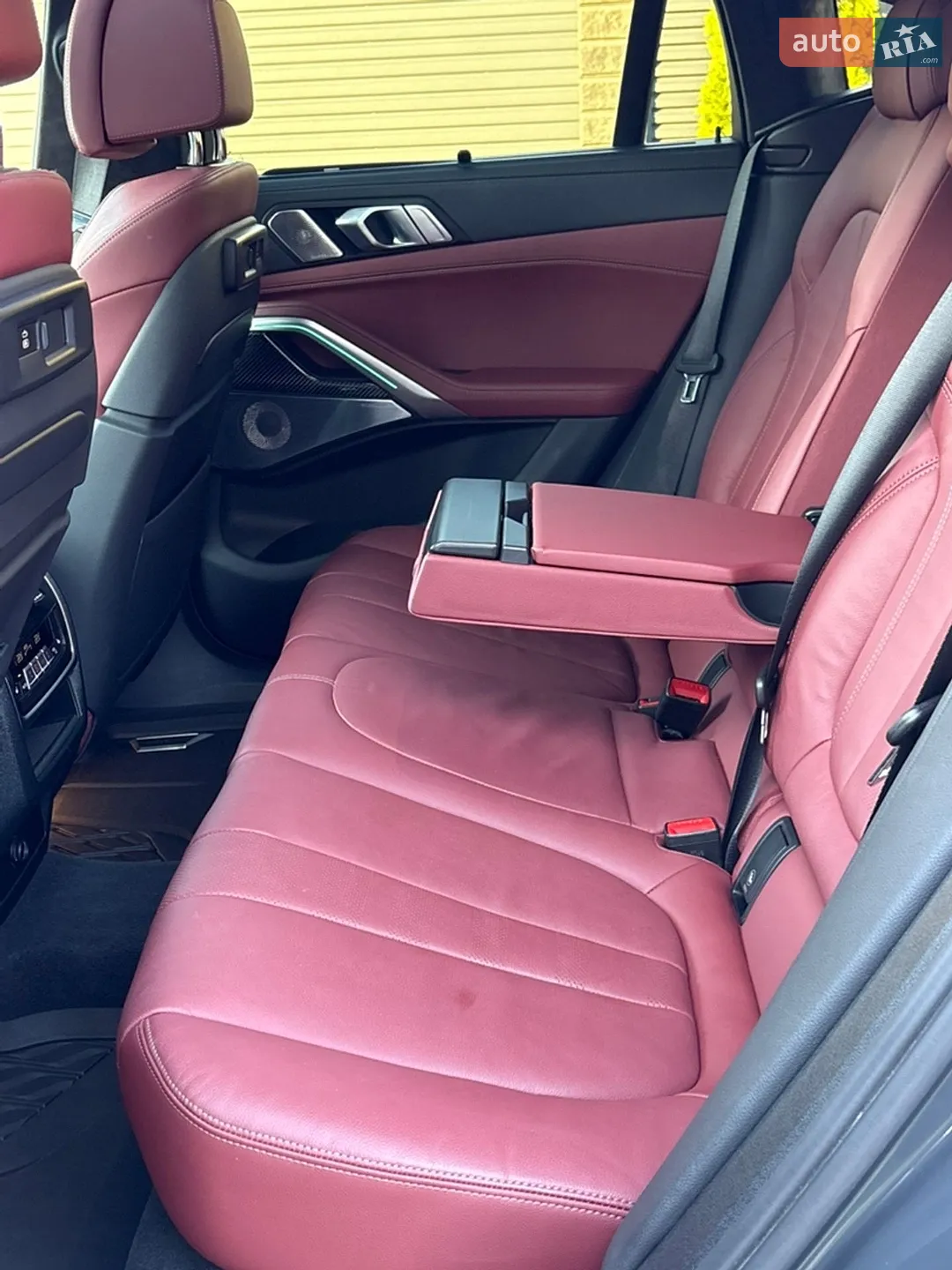2022 BMW X6 - мініатюра 12