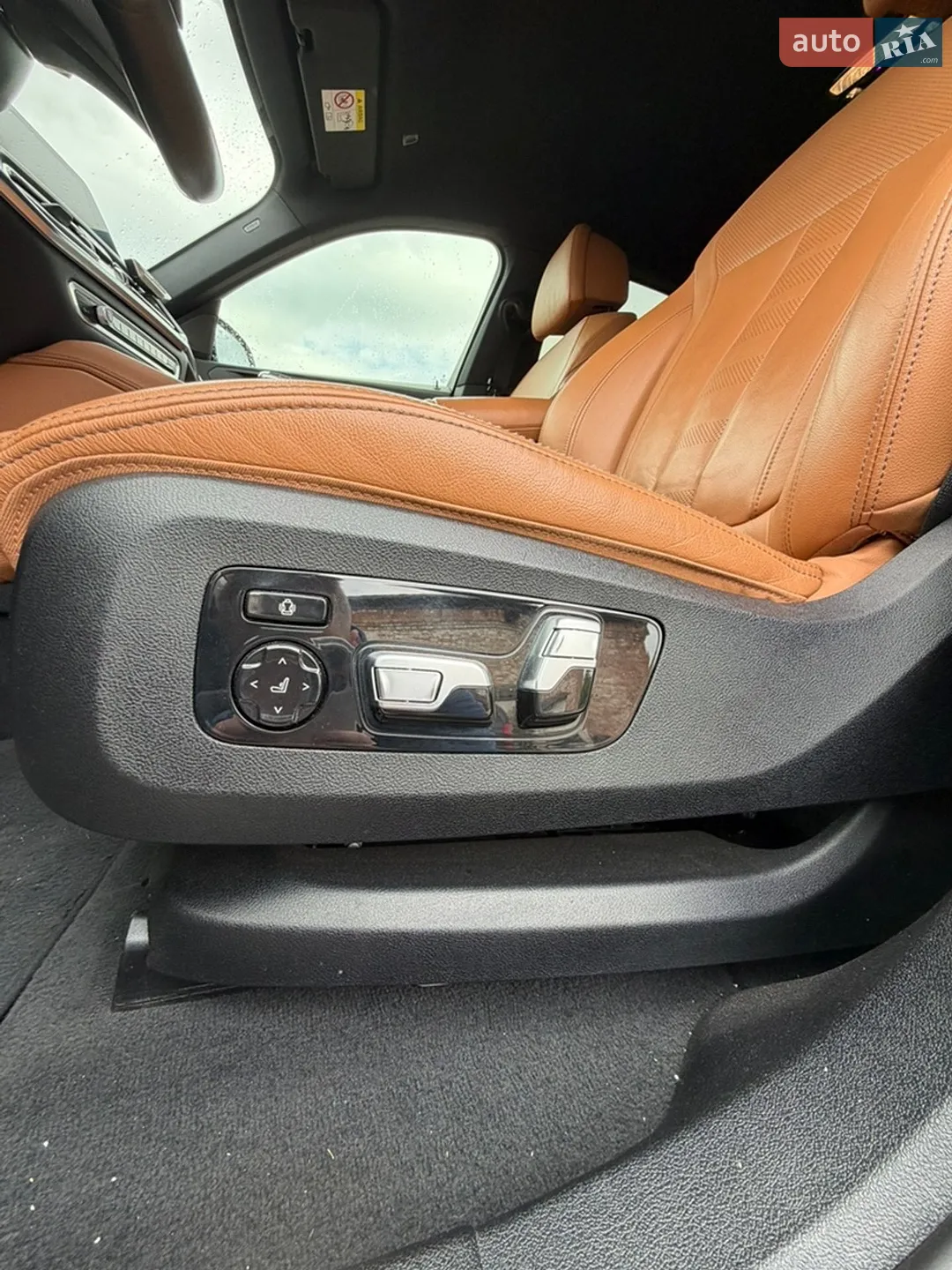 2020 BMW X6 - мініатюра 15