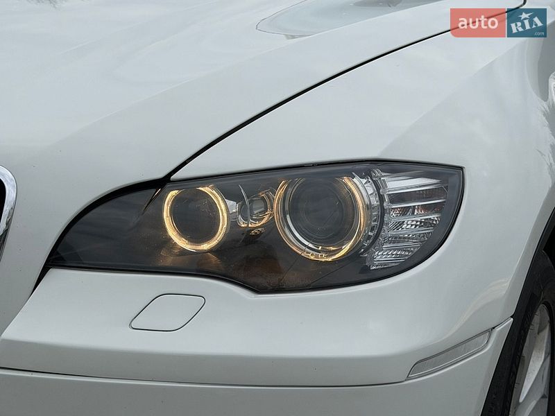 Внедорожник / Кроссовер BMW X6 2012 в Стрые