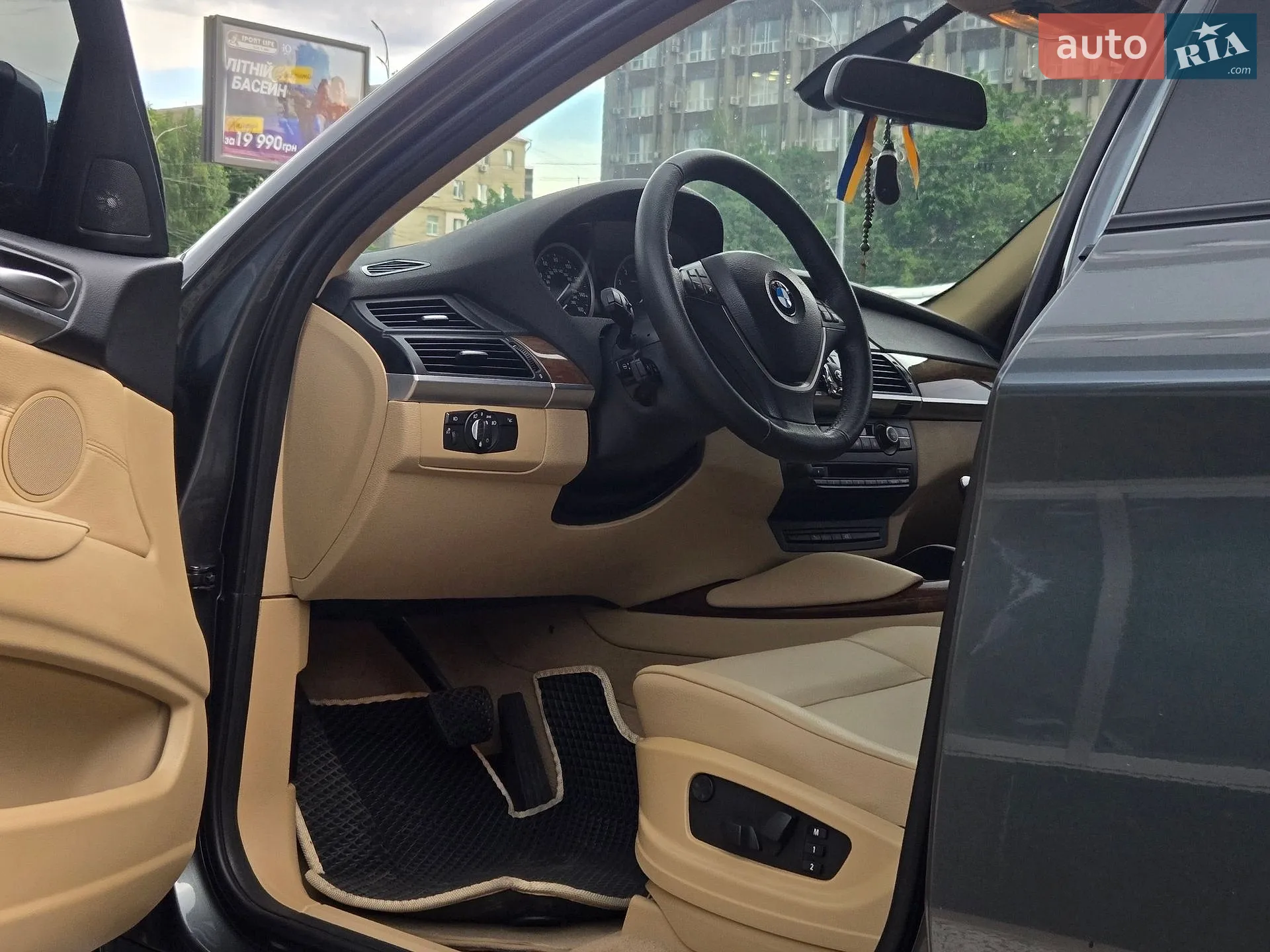 2012 BMW X6 - мініатюра 12