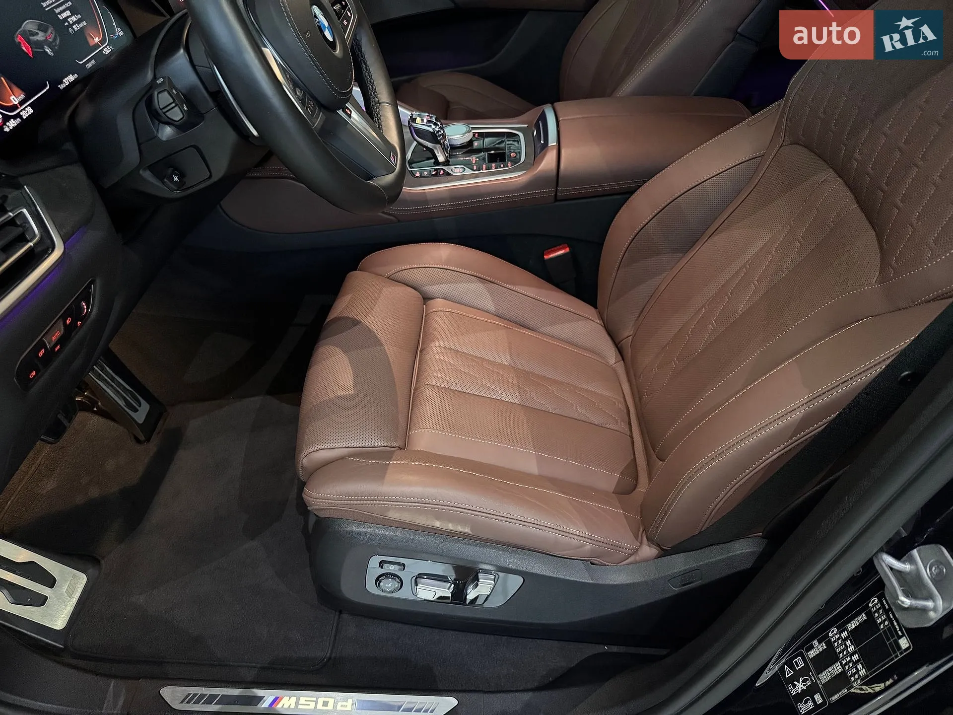 2023 BMW X6 - мініатюра 179